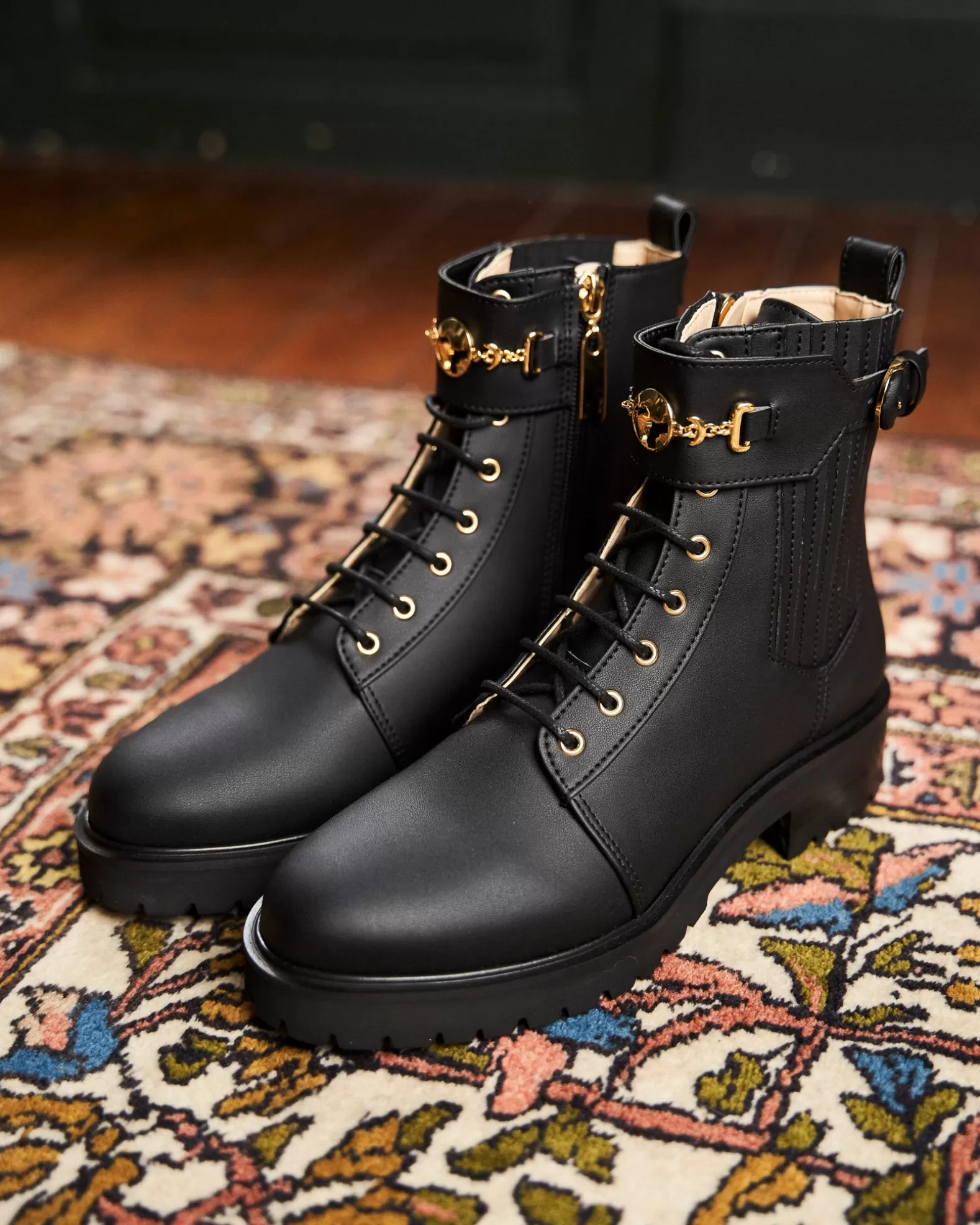 Minuit sur Terre Newcastle Noir Flash Sale